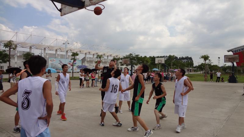 人兽性交
新老生篮球友谊赛开赛3.jpg 人兽性交
新老生篮球友谊赛开赛3.jpg